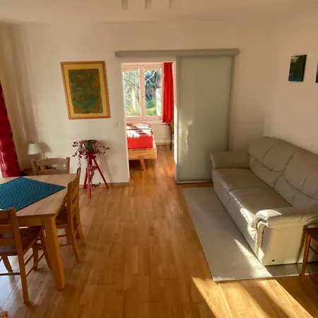 Haeuschen Mit Gartenblick Apartment