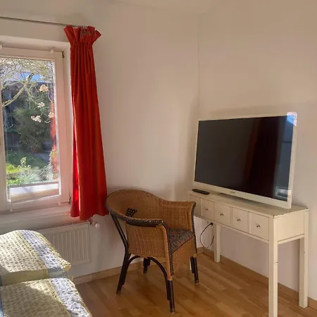 Haeuschen Mit Gartenblick Apartment *