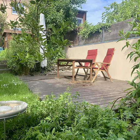 Апартаменты Haeuschen Mit Gartenblick Идштайн