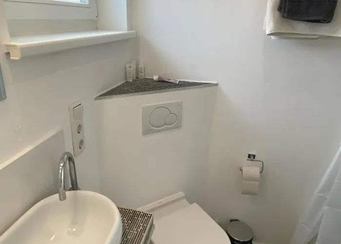 Haeuschen Mit Gartenblick Apartment Idstein