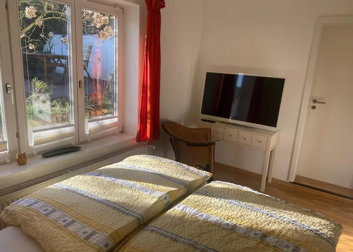 Apartment Haeuschen Mit Gartenblick *